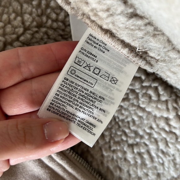 H&M suede Sherpa lined beige jacket - Picture 2 of 4